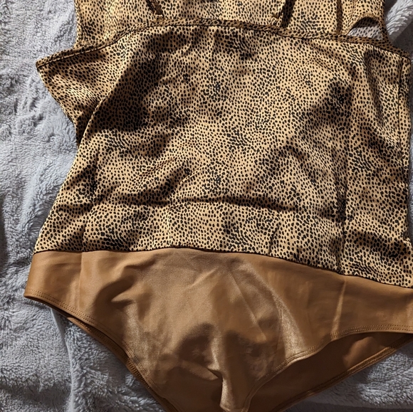 Sincerly Jules Bodysuit  tank Leopard Small - Picture 4 of 4